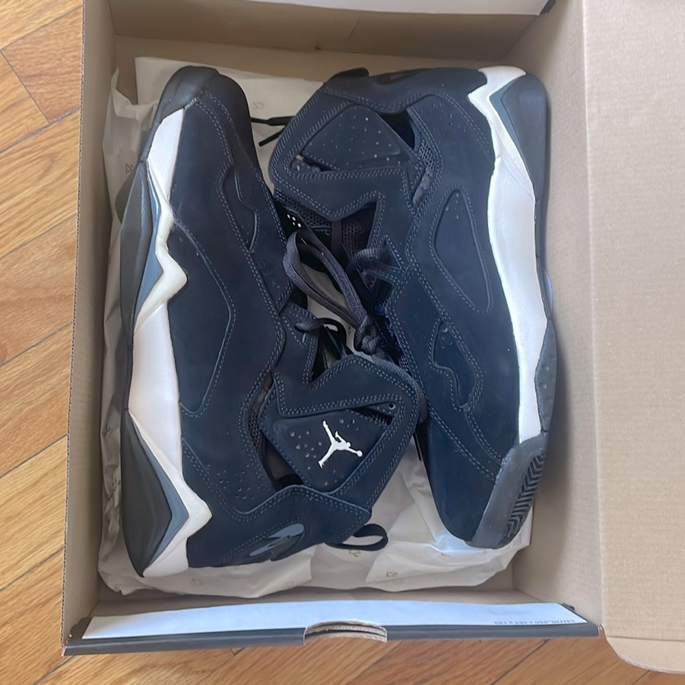 Jordan True Flight Men’s Sneakers size 10
